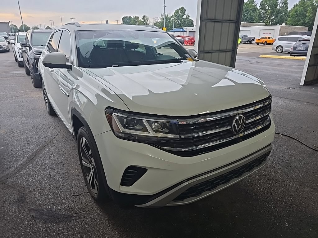 Used 2020 Volkswagen Atlas Cross Sport SEL Premium AWD/4WD image 1