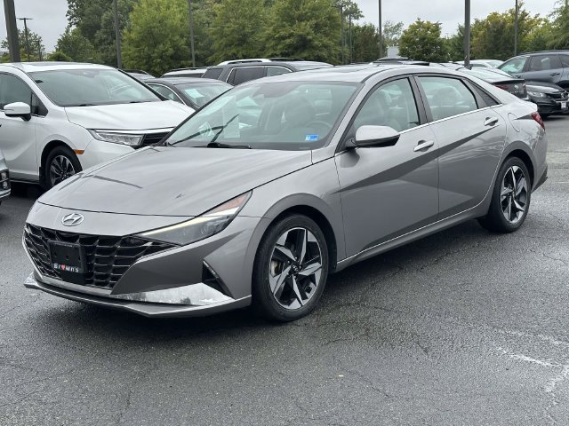 Used 2021 Hyundai Elantra Limited FWD image 5