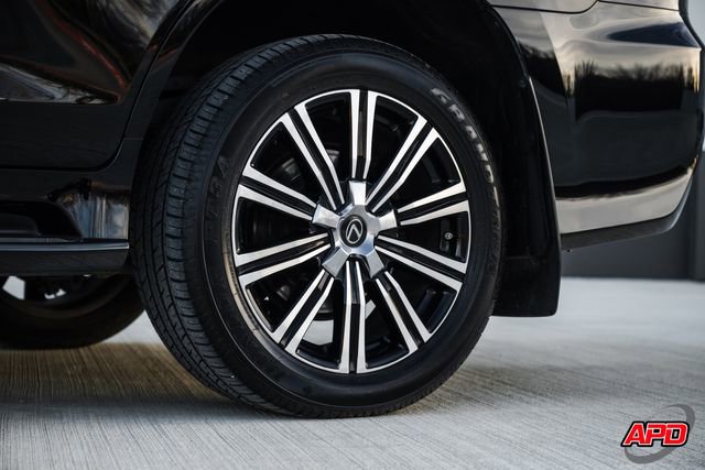 Used 2021 Lexus LX 570 4WD w/ Luxury Package image 42