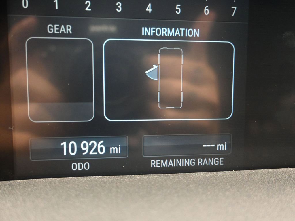 Used 2024 INEOS Grenadier Fieldmaster Edition image 10