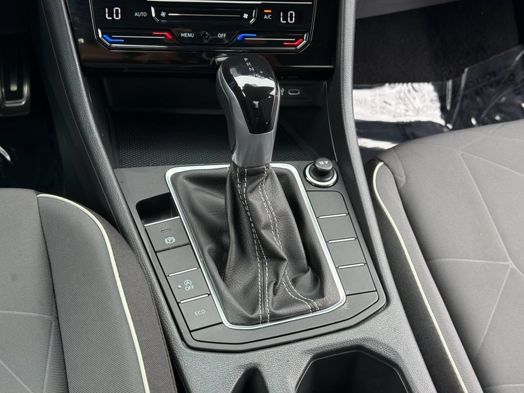 Used 2025 Volkswagen Jetta Sport FWD image 13