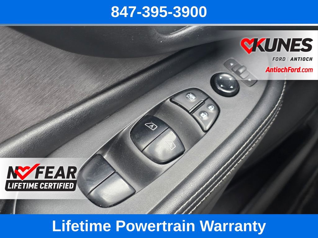 Used 2023 Nissan Murano S image 34