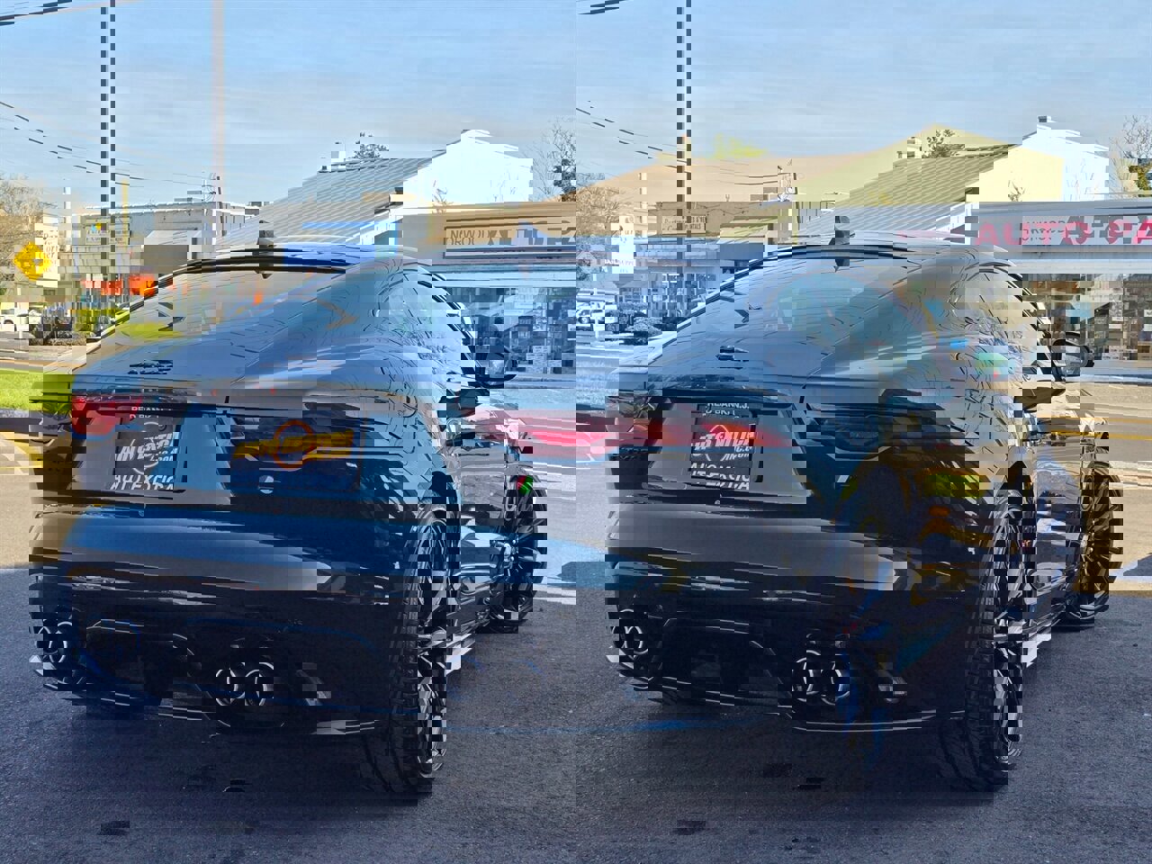 Used 2021 Jaguar F-TYPE R image 2