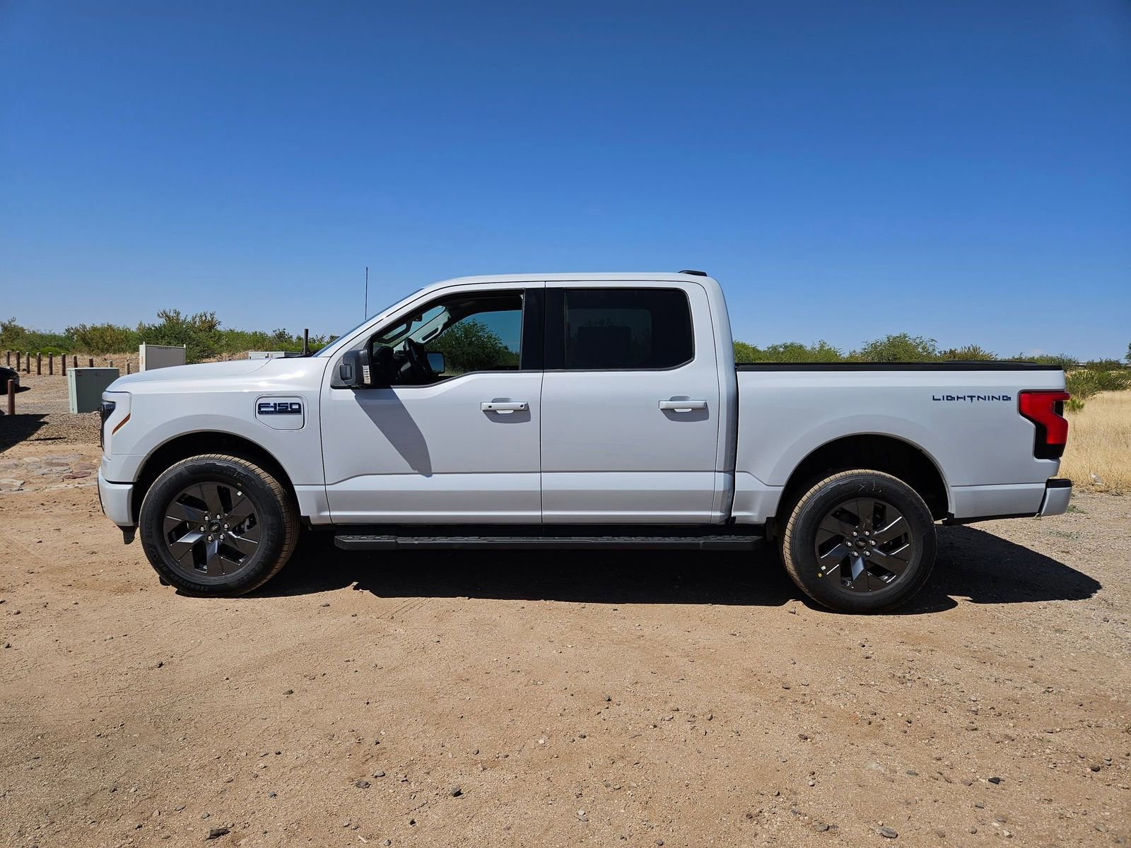 New 2025 Ford F150 Lightning Flash image 9