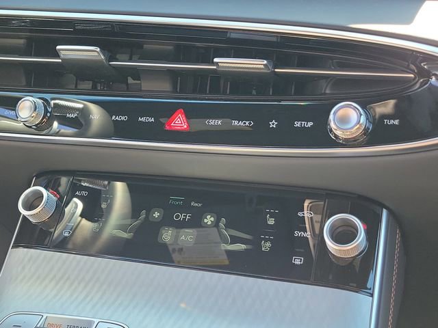 New 2026 Genesis GV70 2.5T Sport Prestige AWD/4WD image 30