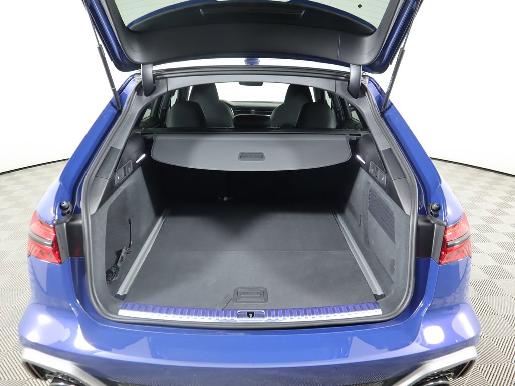 New 2025 Audi RS 6 performance image 33