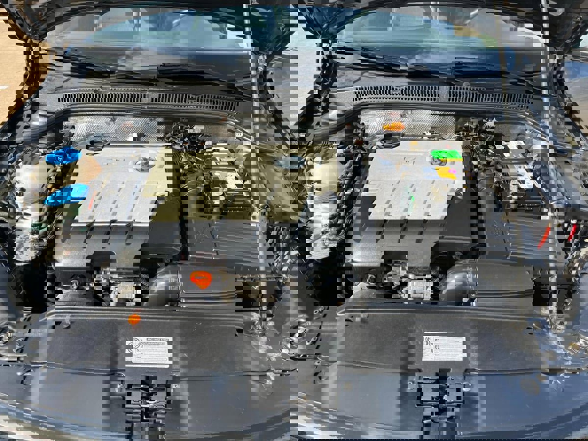 Used 2012 Volkswagen Jetta TDI image 10