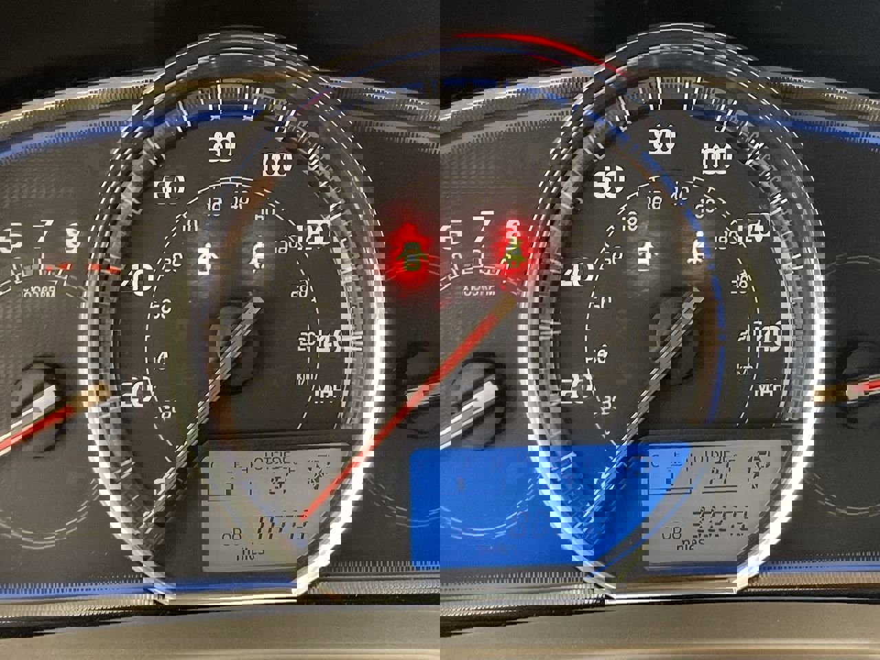 Used 2013 Toyota RAV4 Limited image 14