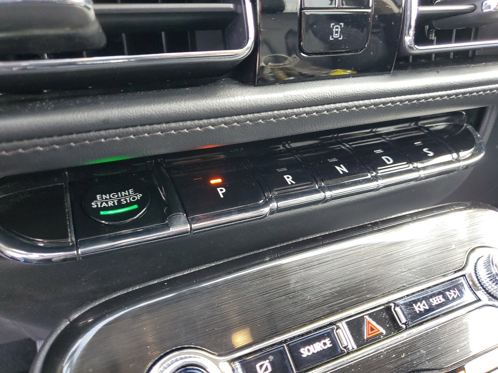 Used 2023 Lincoln Nautilus Reserve w/ Monochromatic Package image 24