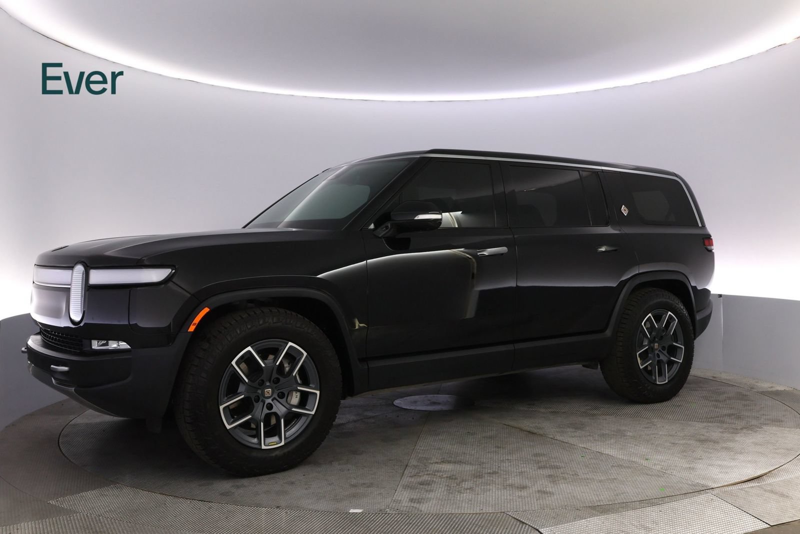 Used 2024 Rivian R1S Adventure AWD/4WD image 18