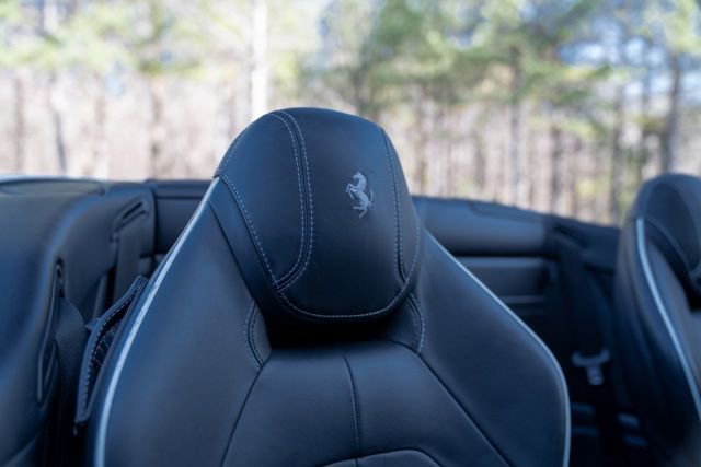 Used 2016 Ferrari California T RWD image 44