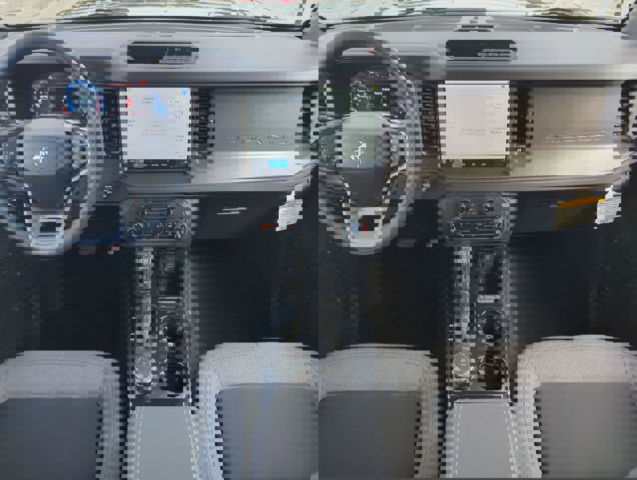 New 2025 Ford Bronco 4-Door image 13