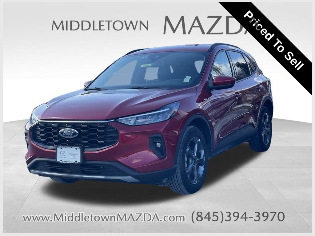 Used 2025 Ford Escape ST-Line Select AWD/4WD image 1