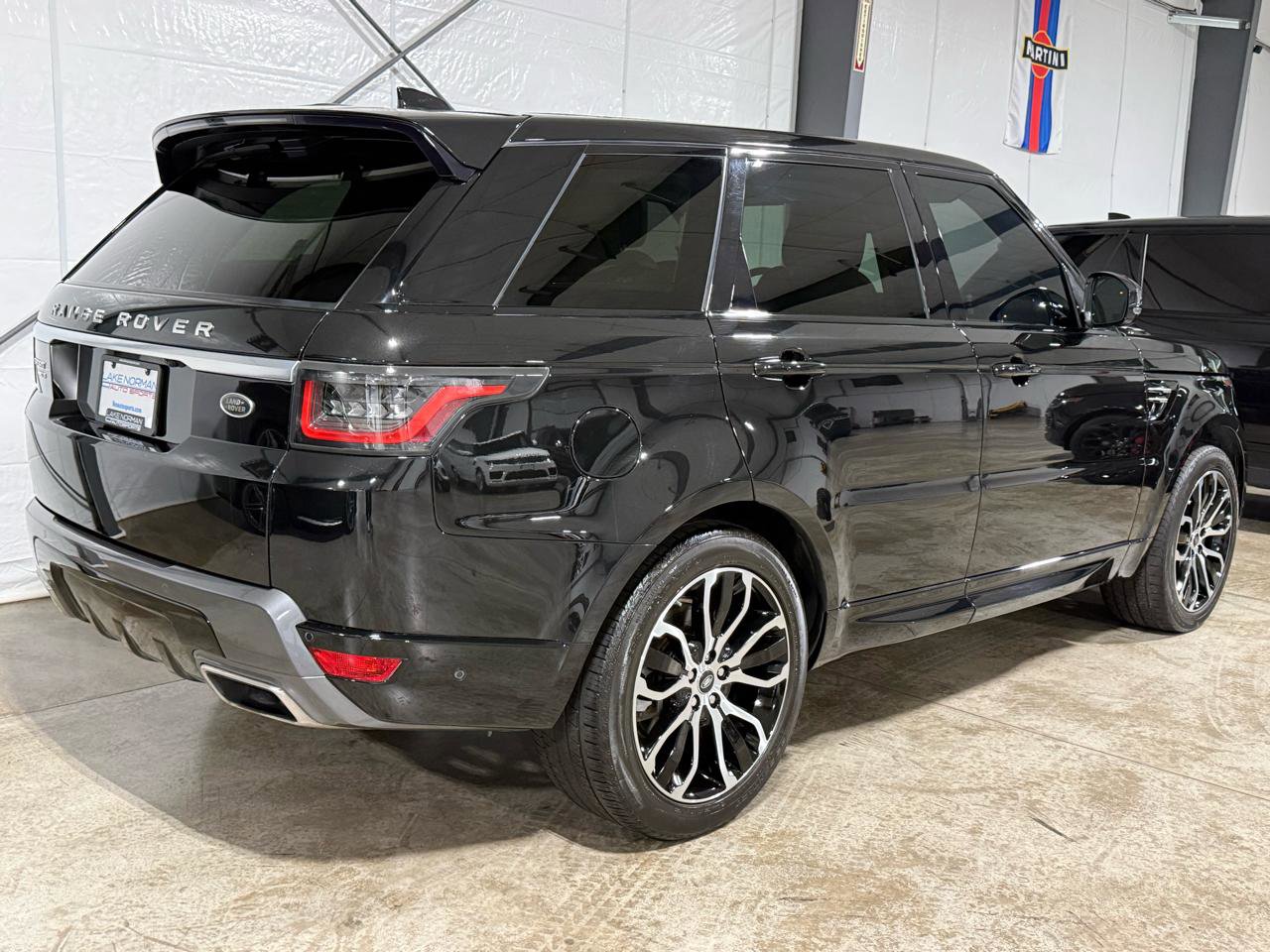 Used 2019 Land Rover Range Rover Sport HSE image 8