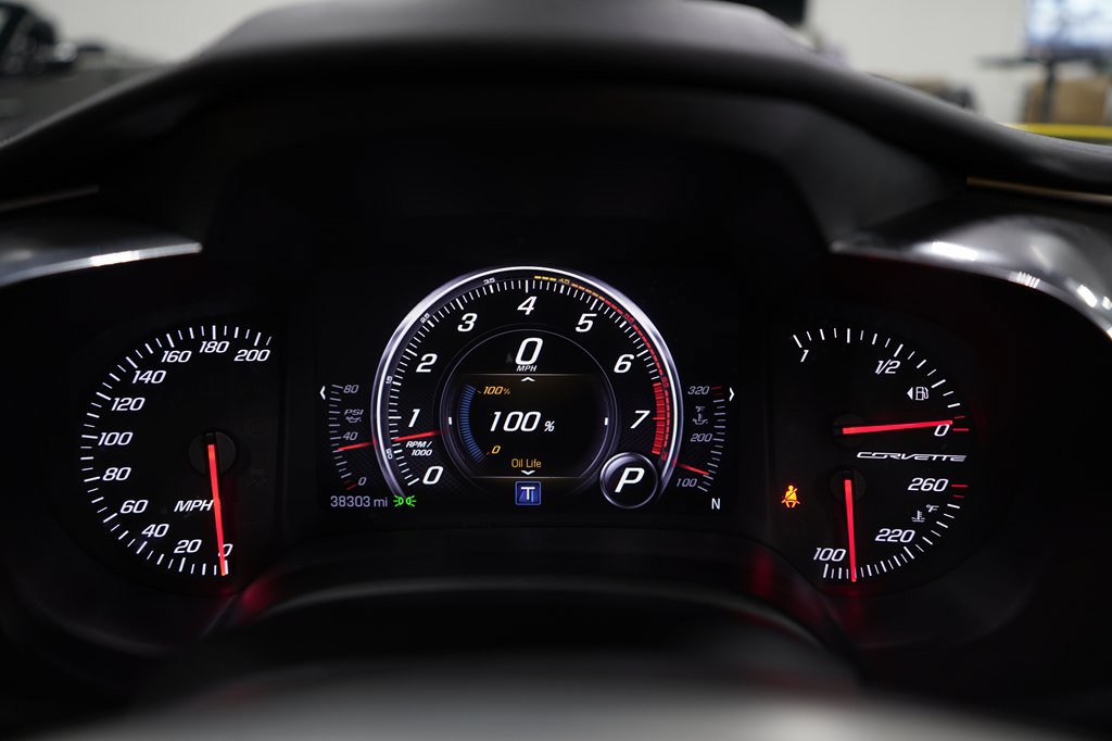 Used 2015 Chevrolet Corvette Stingray Convertible w/ 3LT Preferred Equipment Group RWD image 23