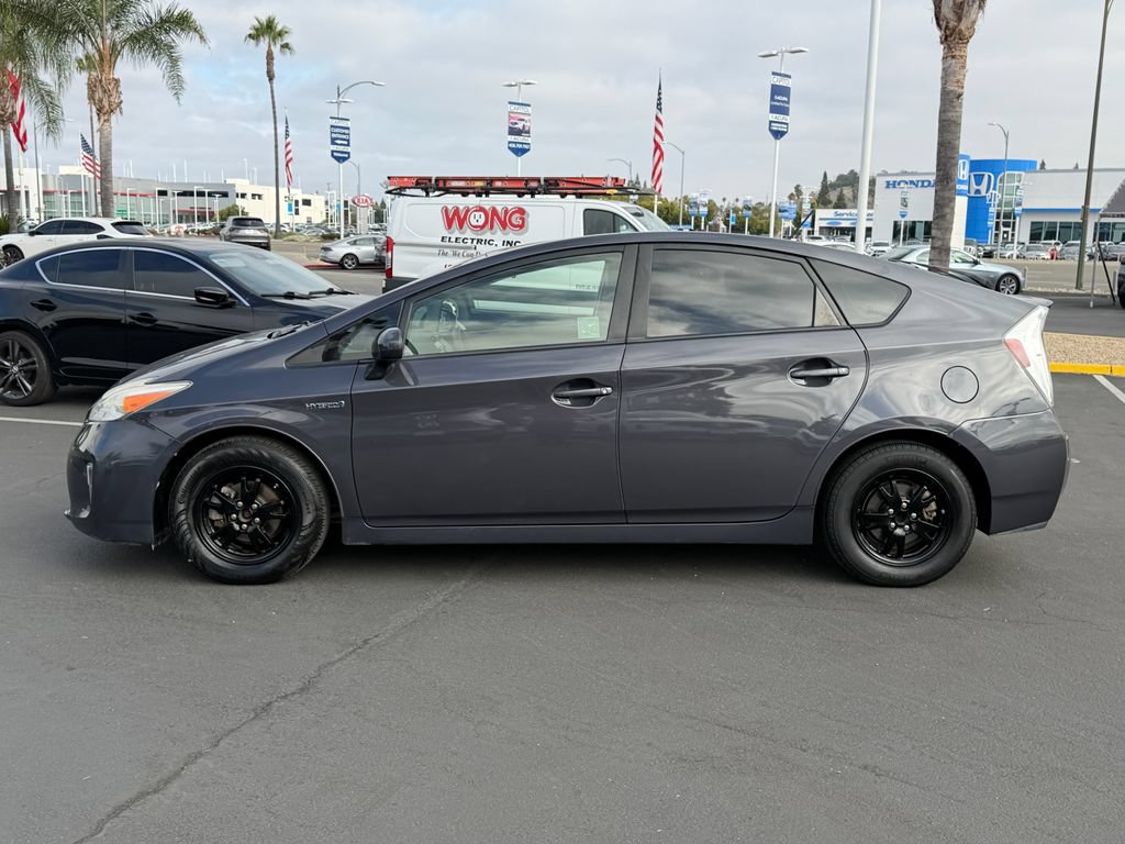 Used 2015 Toyota Prius Two FWD image 7