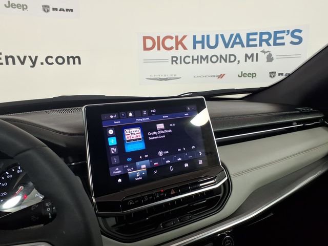 Used 2023 Jeep Compass Limited image 24