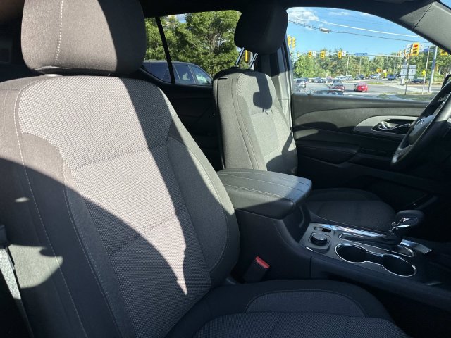 Used 2023 Chevrolet Traverse LT AWD/4WD image 11