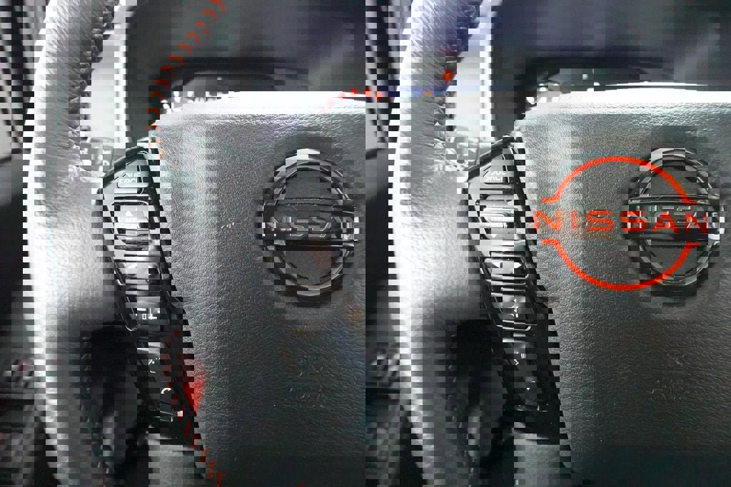 Used 2024 Nissan Frontier PRO-4X w/ Pro Premium Package image 13