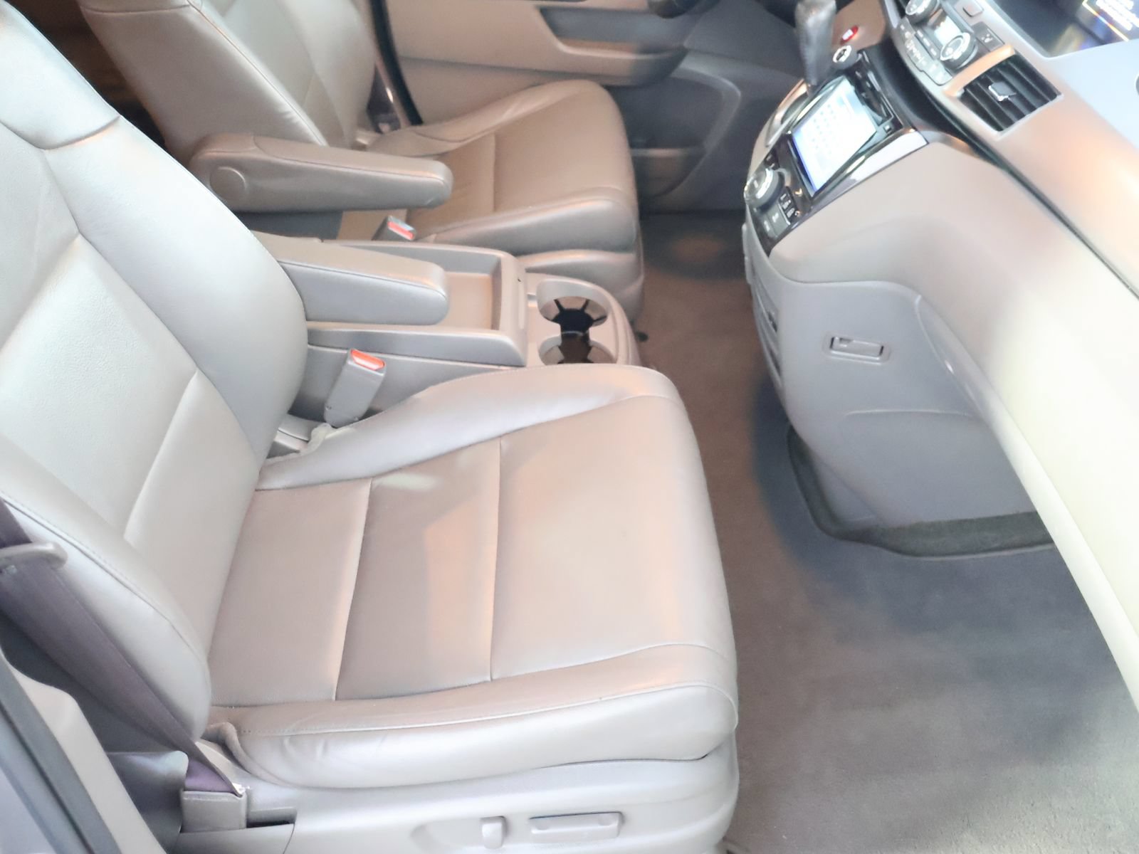 Used 2016 Honda Odyssey Touring image 52