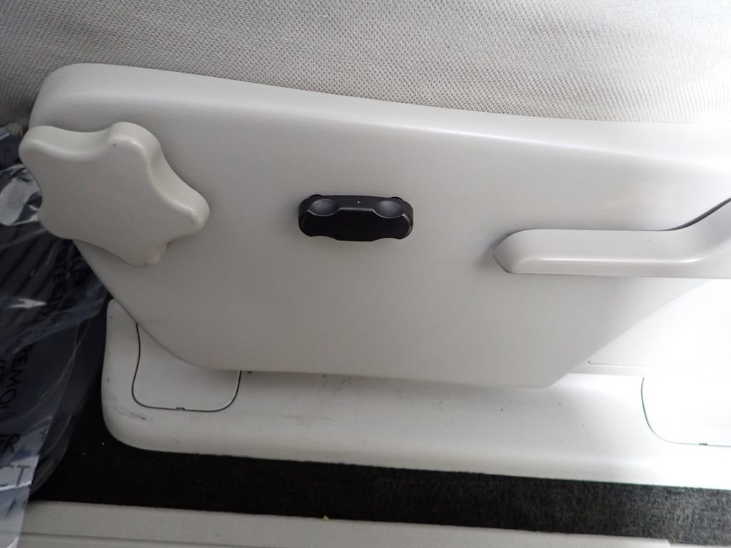 Used 2011 Chevrolet Silverado 2500 LT w/ Interior Plus Package image 22