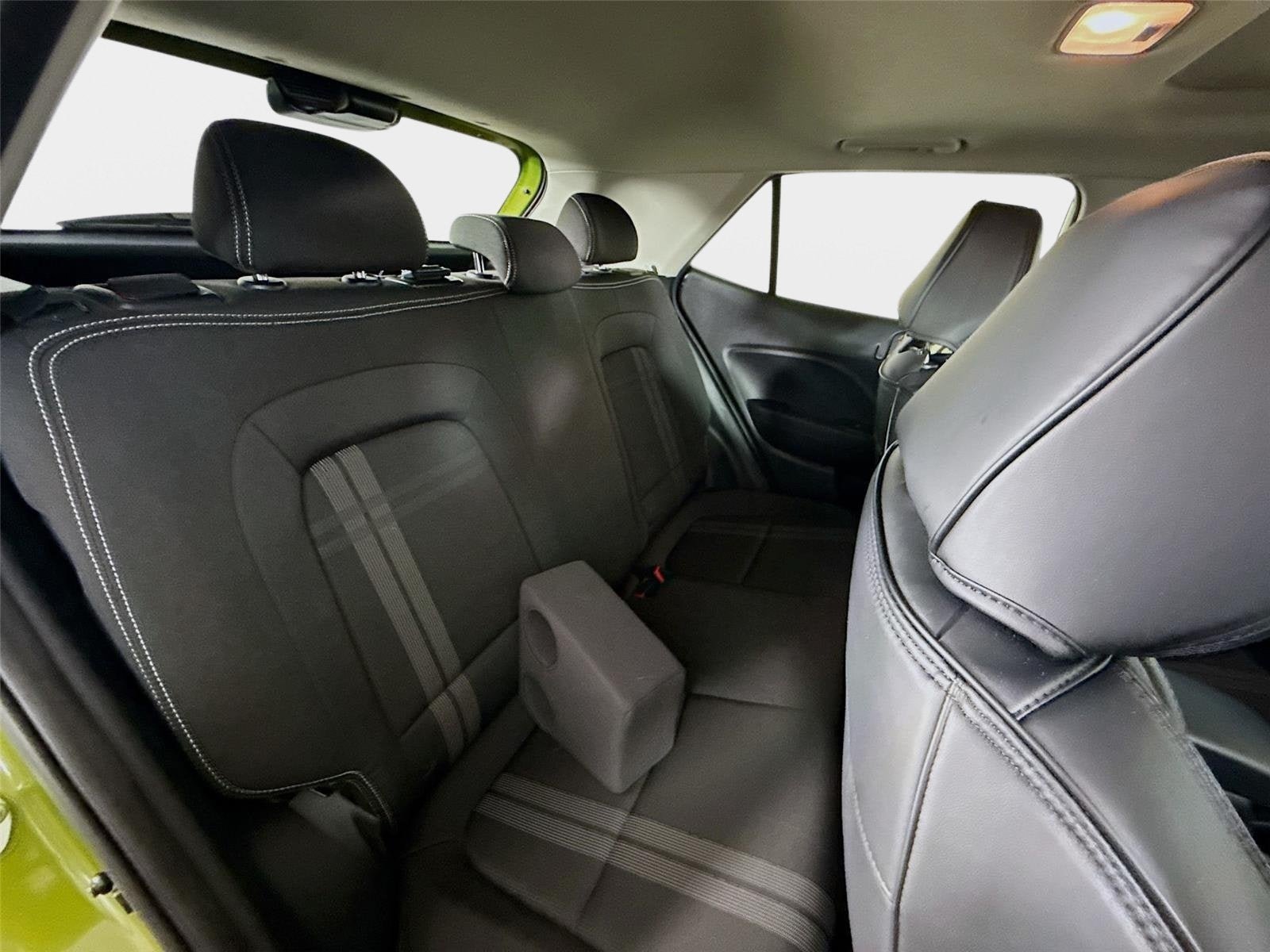 Used 2022 Hyundai Venue SEL w/ Cargo Package FWD image 25