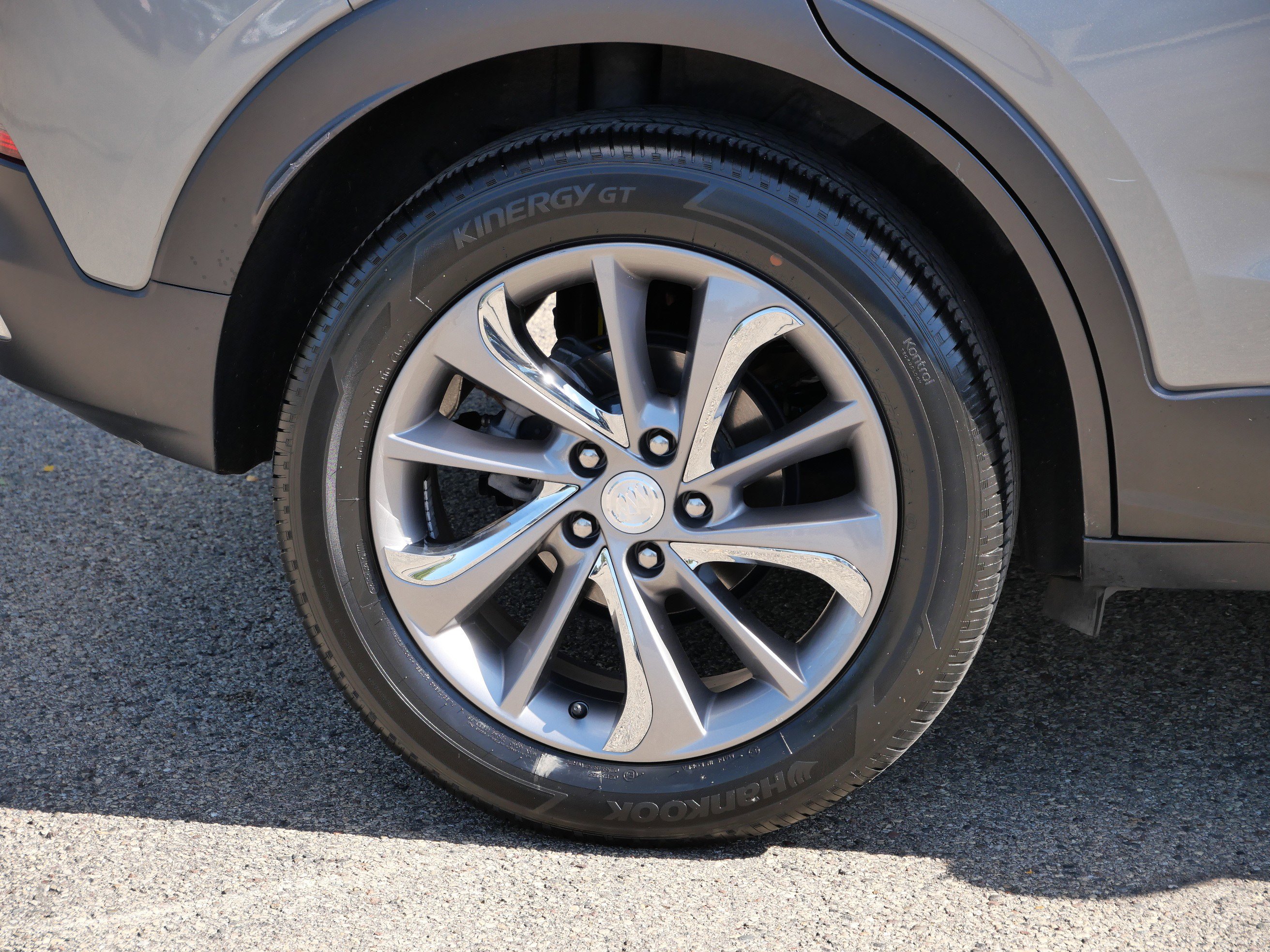 Used 2023 Buick Encore GX Essence w/ Experience Buick Package image 11