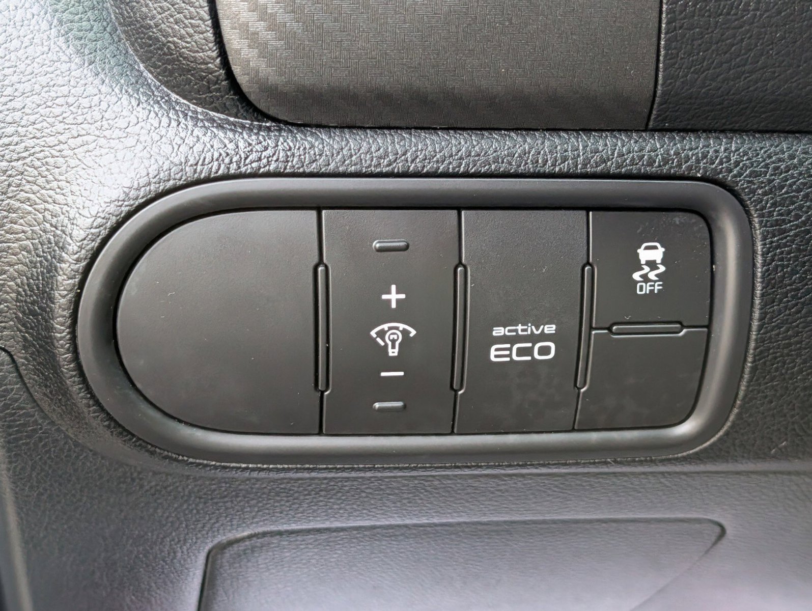 Used 2016 Kia Forte EX FWD image 9