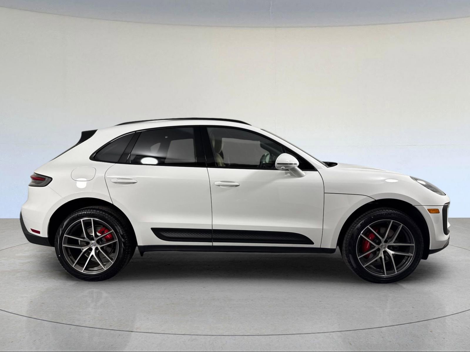 New 2026 Porsche Macan S AWD/4WD image 9
