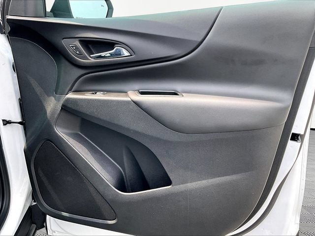 Used 2024 Chevrolet Equinox LT FWD image 12