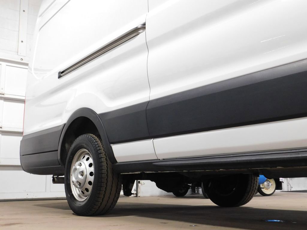 Used 2022 Ford Transit 250 148 High Roof Extended AWD image 11