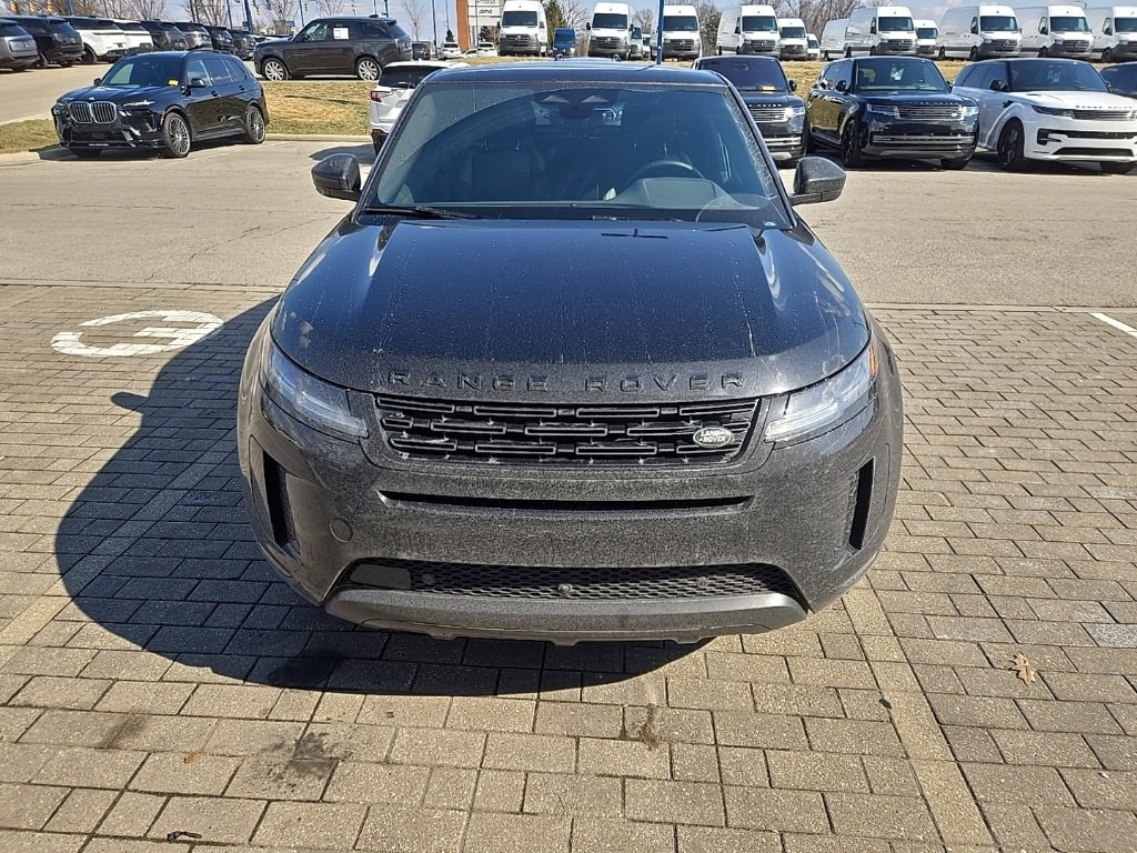 Used 2025 Land Rover Range Rover Evoque S image 2