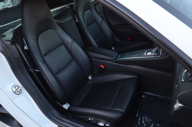 Used 2019 Porsche 718 Cayman RWD image 46