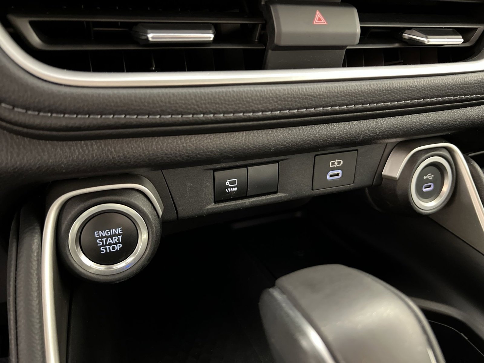 Used 2025 Toyota Grand Highlander Limited image 35