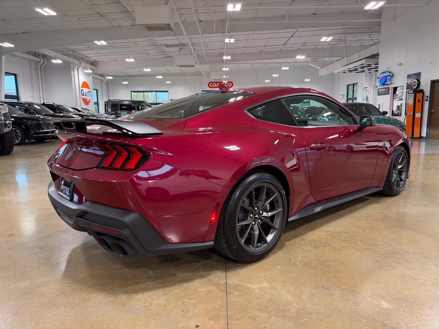 Used 2025 Ford Mustang Dark Horse RWD image 7