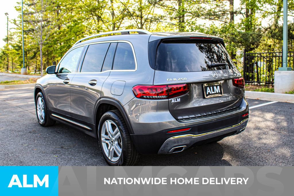 Used 2022 Mercedes-Benz GLB 250 4MATIC w/ Premium Package Lite image 5