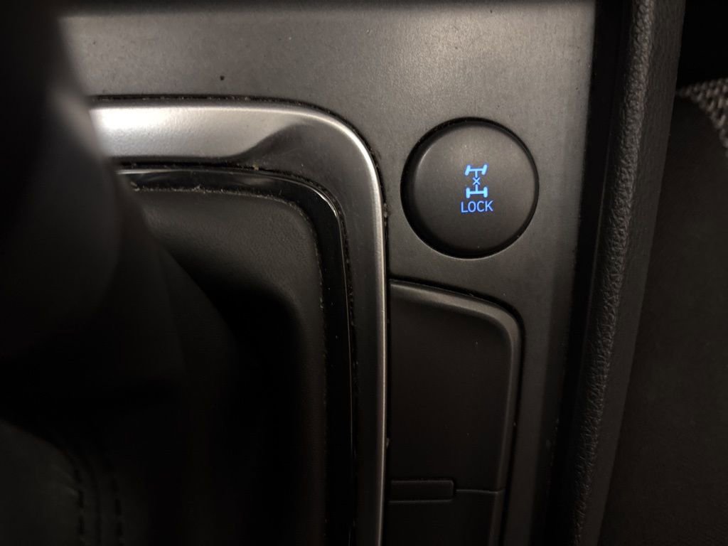 Used 2022 Hyundai Kona SE image 20