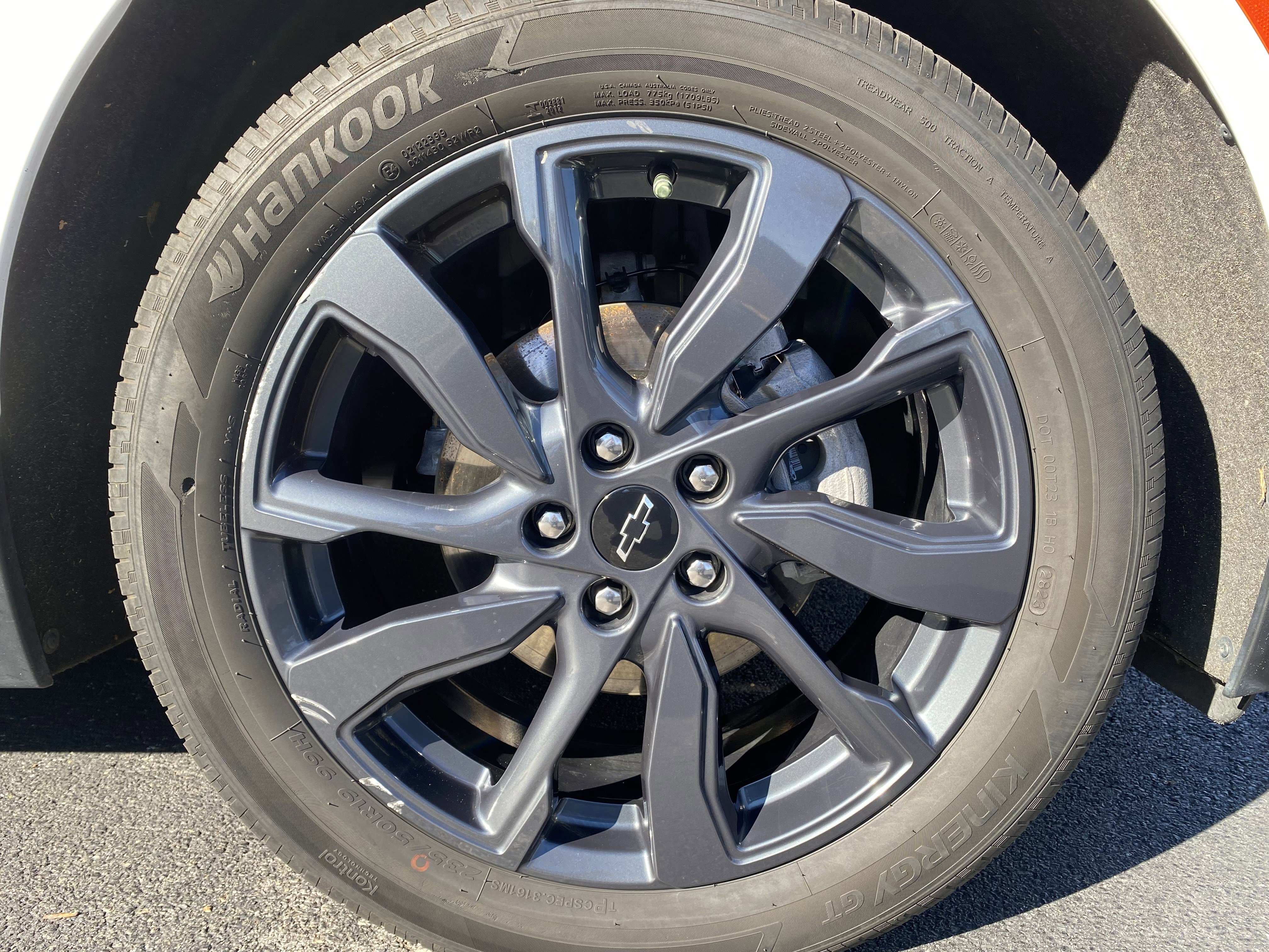 Used 2024 Chevrolet Equinox RS w/ RS Leather Package image 13