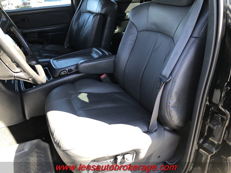 Used 2002 Chevrolet Silverado 3500 LT AWD/4WD image 12