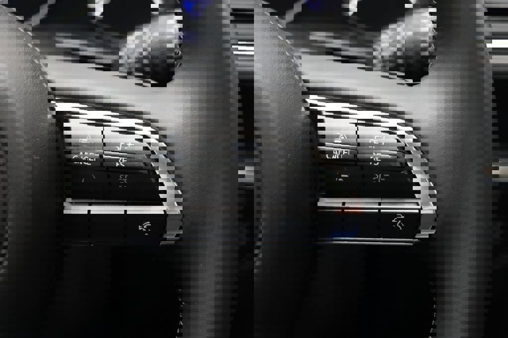 Used 2025 MAZDA CX-30 AWD 2.5 S w/ Premium Package image 19