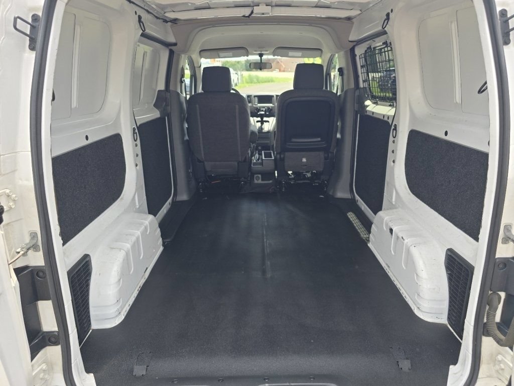 Used 2020 Nissan NV200 SV w/ Sliding Glass Door Package FWD image 16