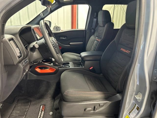 Used 2025 Nissan Frontier PRO-4X w/ Pro Convenience Package AWD/4WD image 13
