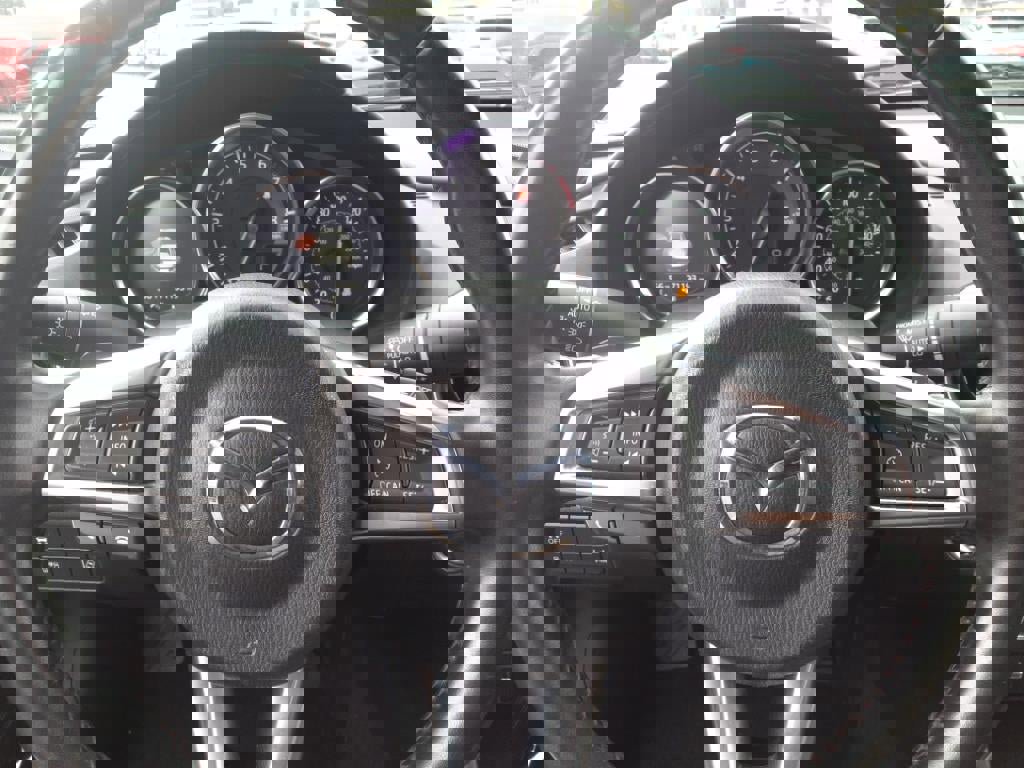 Used 2018 MAZDA MX-5 Miata RF Grand Touring image 17