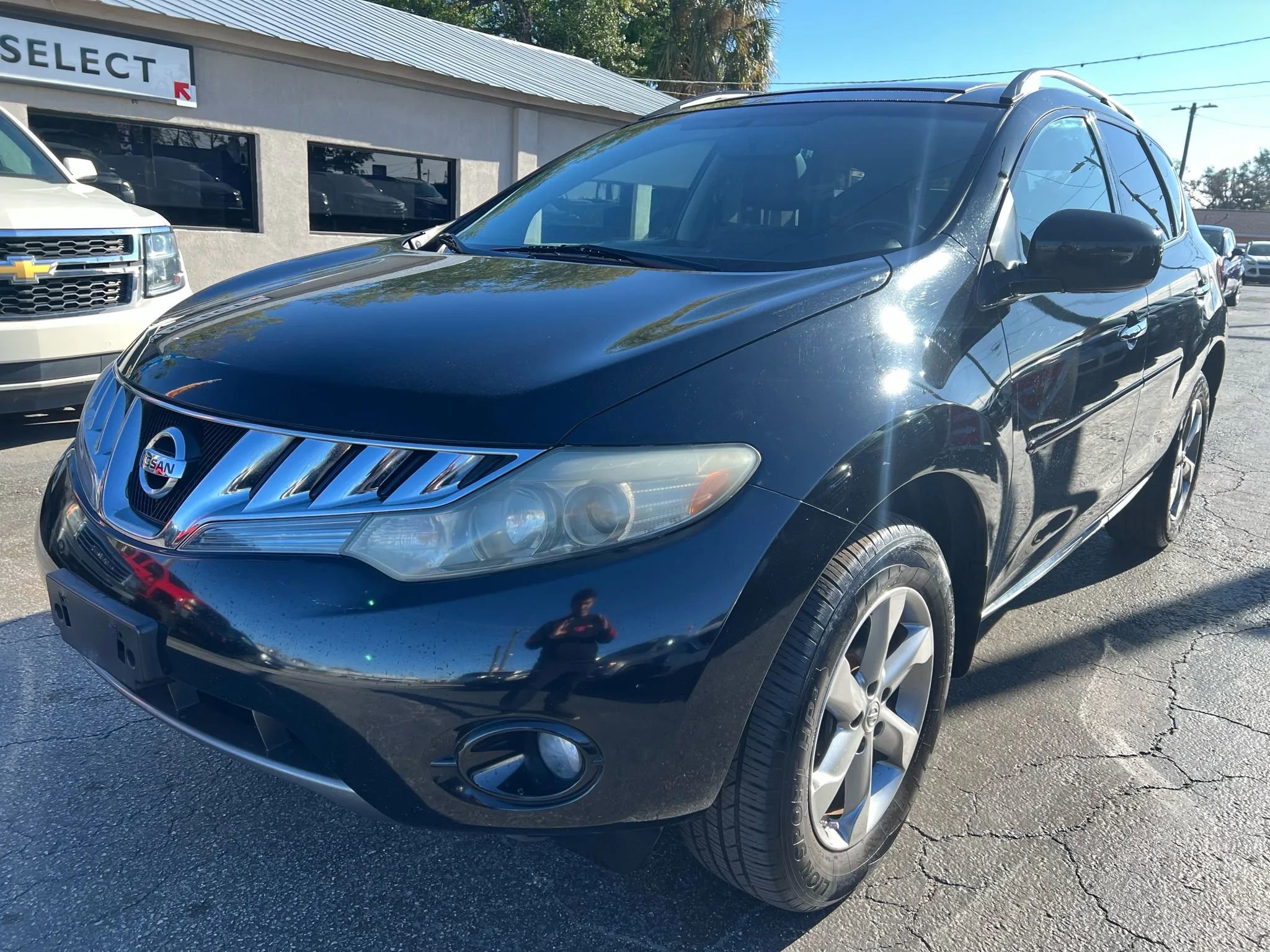 Used 2009 Nissan Murano SL w/ Leather Pkg image 2