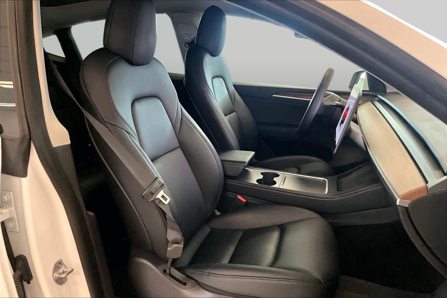 Used 2022 Tesla Model Y Performance AWD/4WD image 8