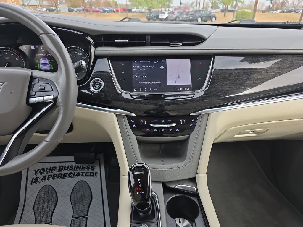 Used 2020 Cadillac XT6 Premium Luxury image 17