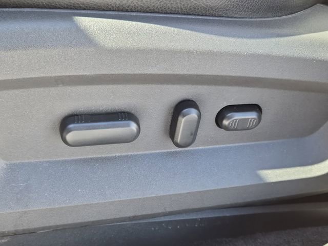 Used 2013 Ford Edge SEL image 18