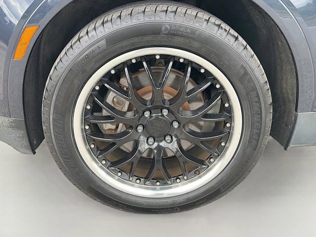 Used 2018 Cadillac XT5 FWD image 39