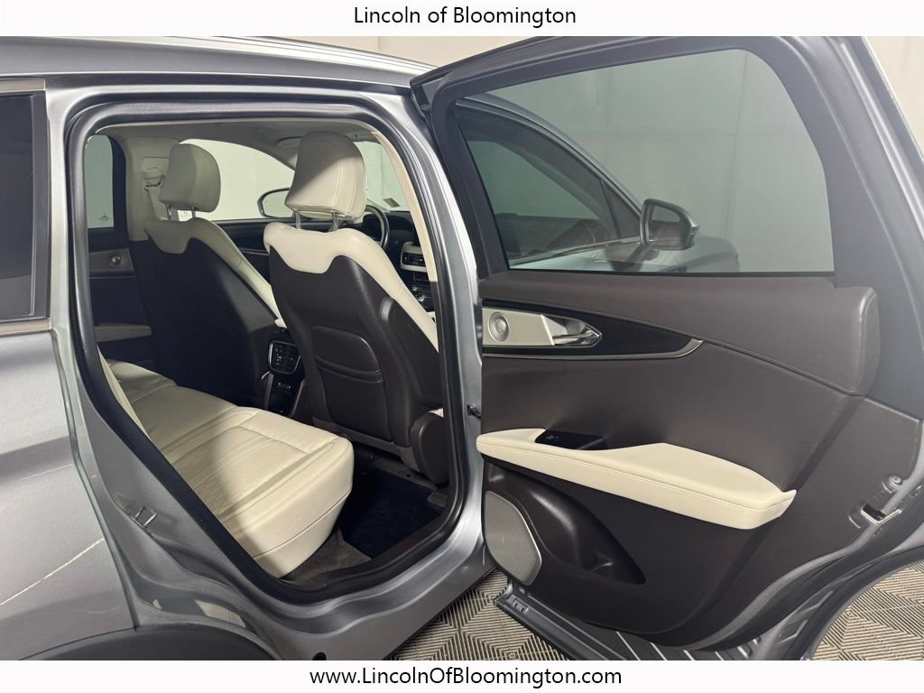 Certified 2022 Lincoln Nautilus Black Label w/ Class II Trailer Tow Package AWD/4WD image 19