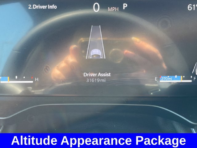 Used 2025 Jeep Grand Cherokee Altitude AWD/4WD image 14